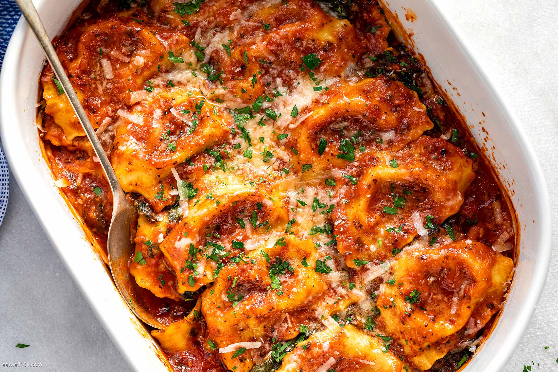 Easy Tomato Spinach Ravioli Bake