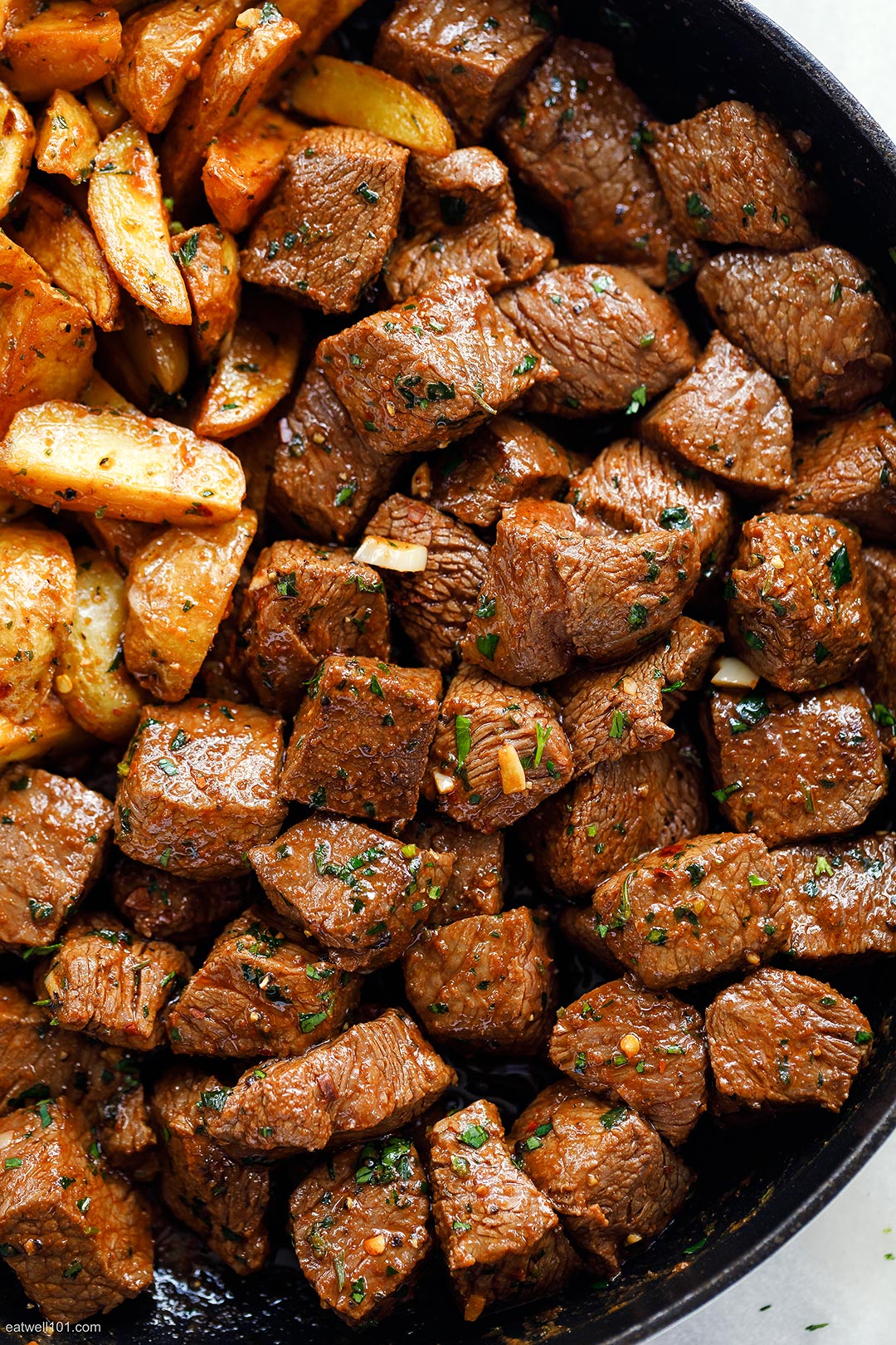 Garlic Butter Steak Bites and Potatoes Recipe 5