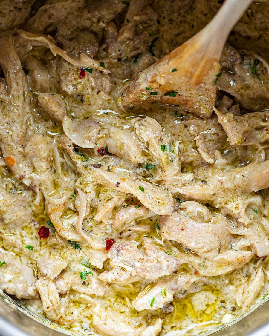 Instant Pot Green Chile Chicken with Cream Cheese - #recipe by #eatwell101 - https://www.eatwell101.com/instant-pot-keto-green-chile-chicken-recipe