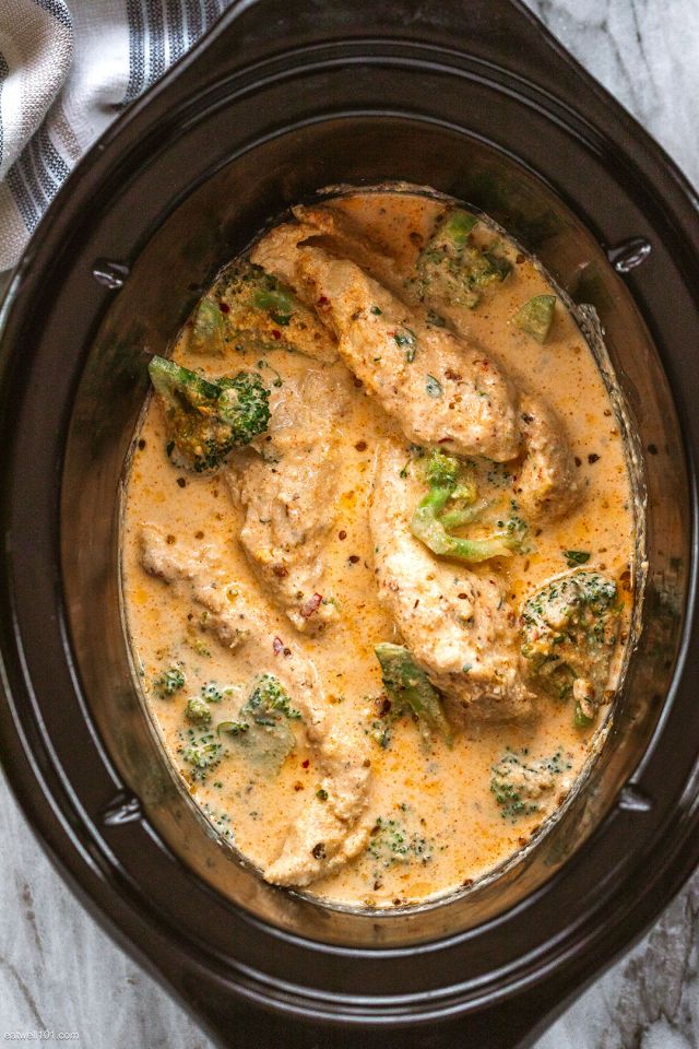 Slow Cooker Chicken Alfredo with Broccoli
