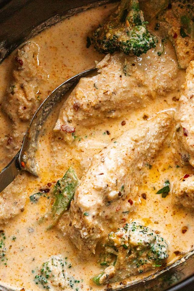 11 Keto Slow Cooker Recipes