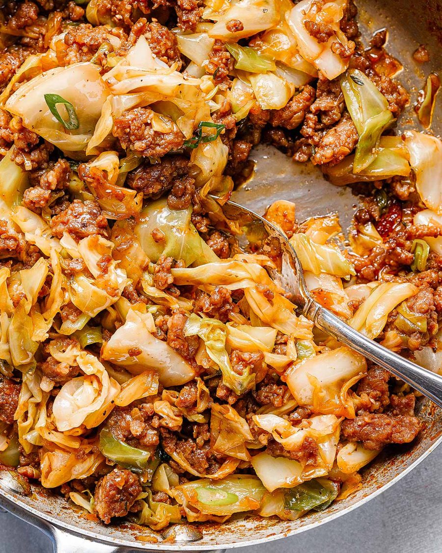 Fried Cabbage Recipe with Sausage - #recipe by #eatwell101 - https://www.eatwell101.com/fried-cabbage-recipe-with-sausage