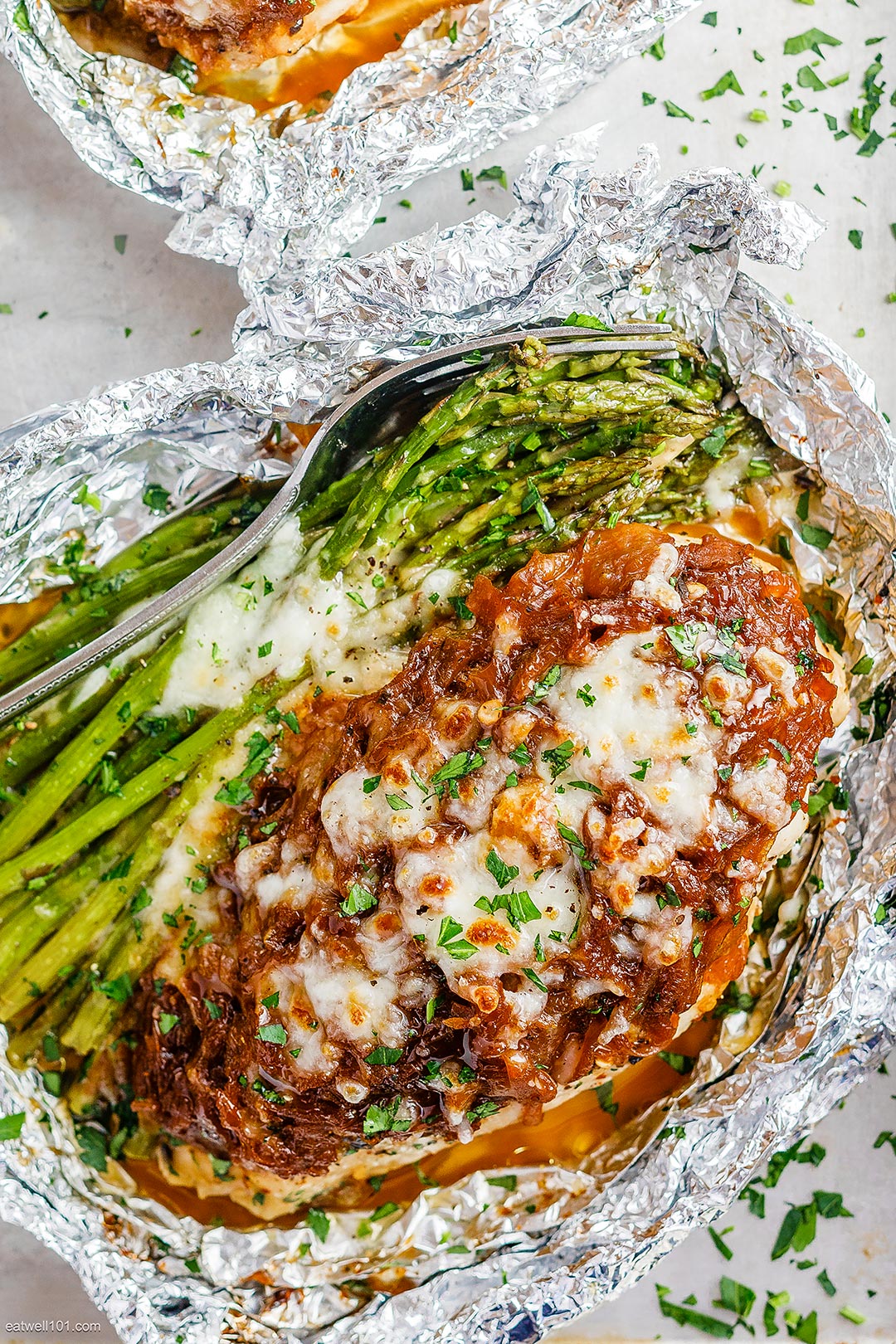French Onion Chicken and Asparagus Foil Packets Recipe 2