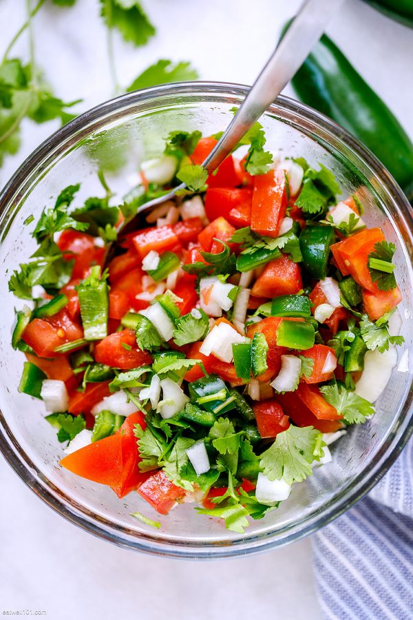 Pico de Gallo {Salsa Fresca} - #recipe by #eatwell101 - https://www.eatwell101.com/pico-de-gallo-recipe