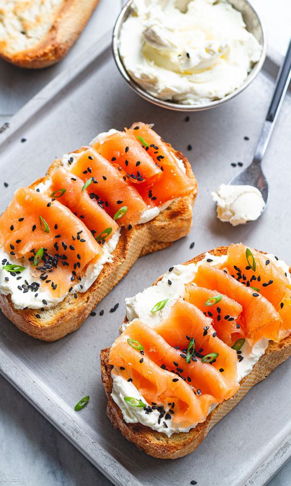 Cheesy Smoked Salmon Toasts