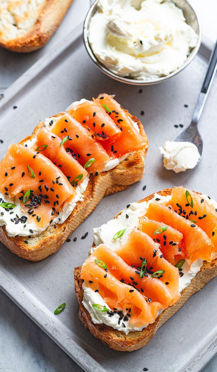 Cheesy Smoked Salmon Toasts