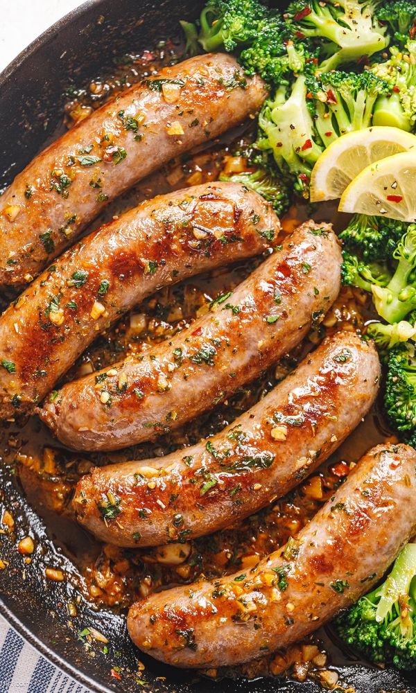 Garlic Butter Sausages and Broccoli Skillet