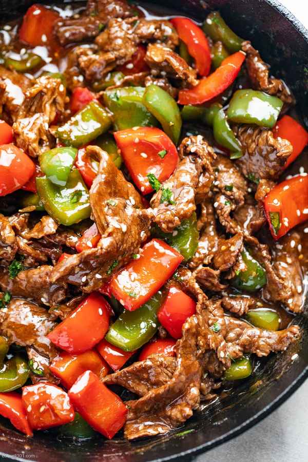 Pepper Steak Stir-Fry (15-Minute ) - #recipe by #eatwell101 - https://www.eatwell101.com/pepper-steak-stir-fry-recipe