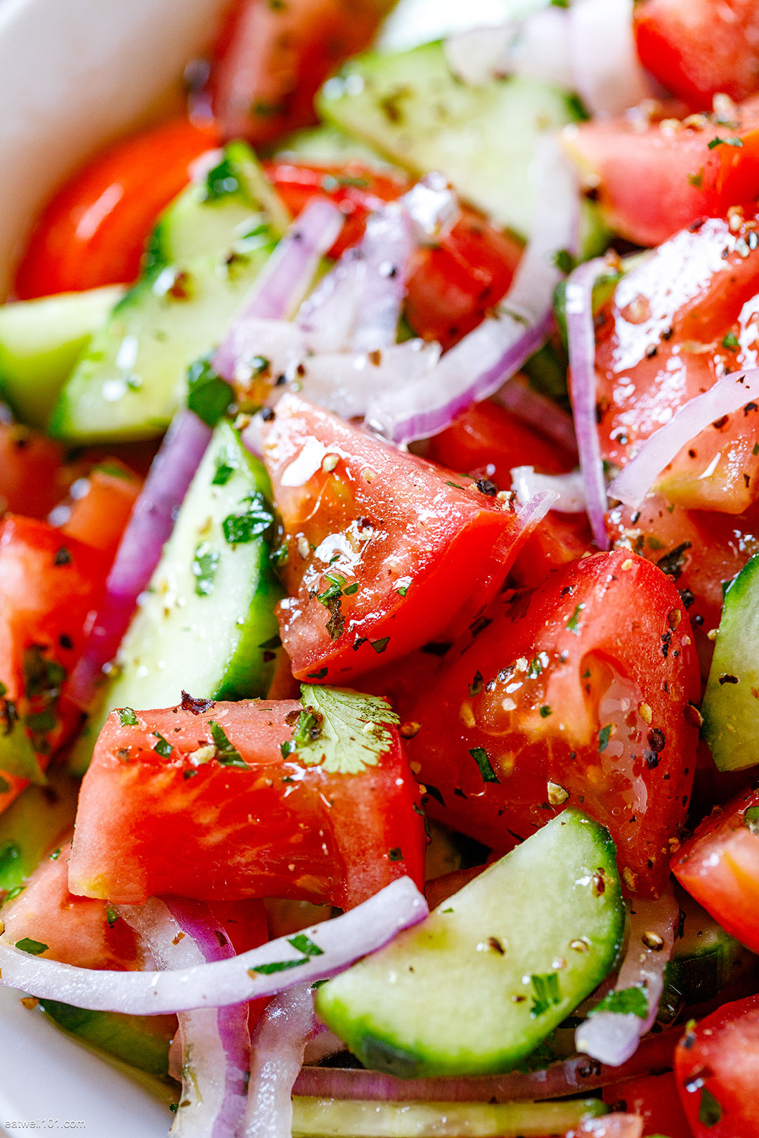 Tomato Cucumber Salad Recipe – Healthy Salad Recipe — Eatwell101 ...