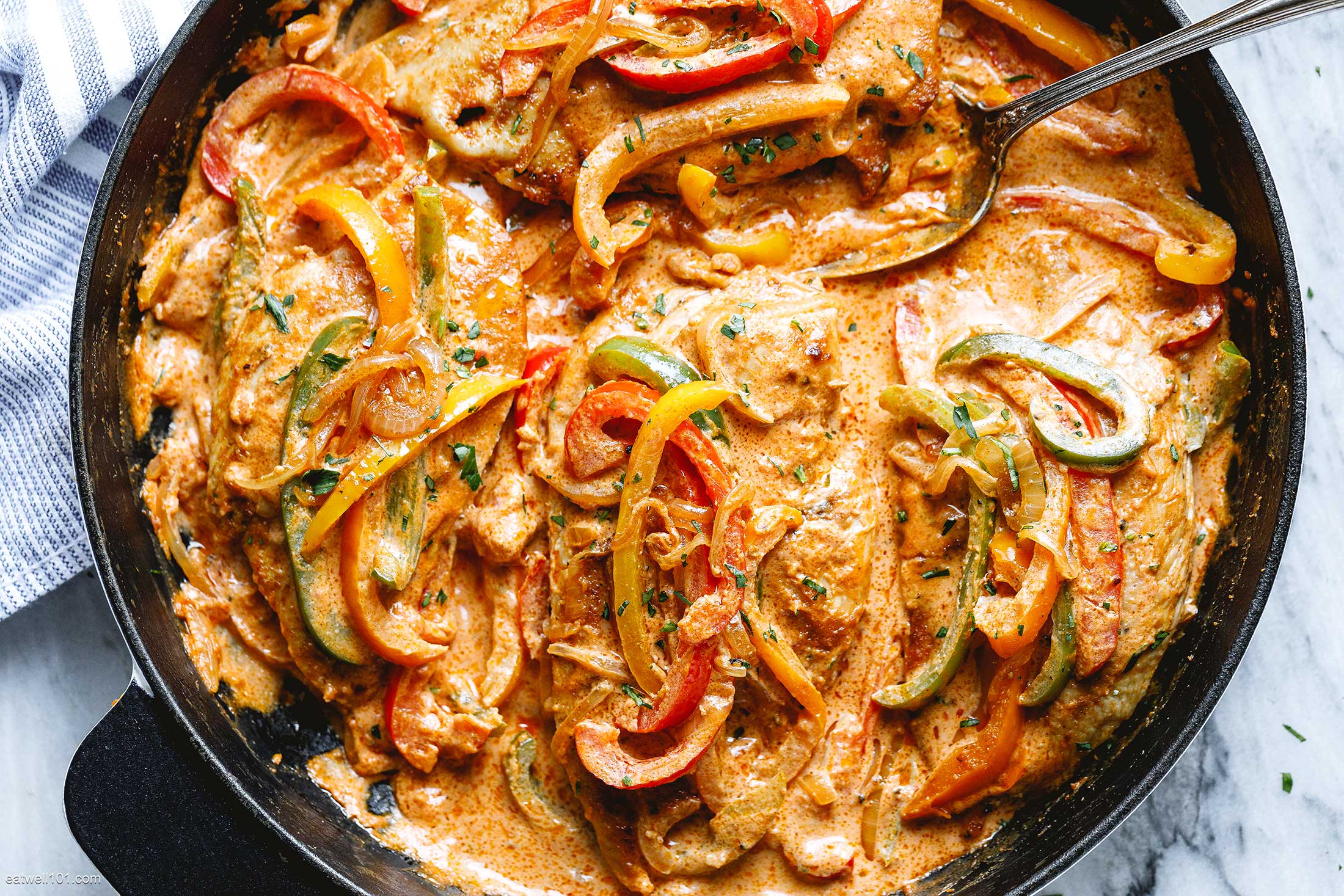 Creamy Fajita Chicken Breasts Skillet Recipe – Chicken Fajita