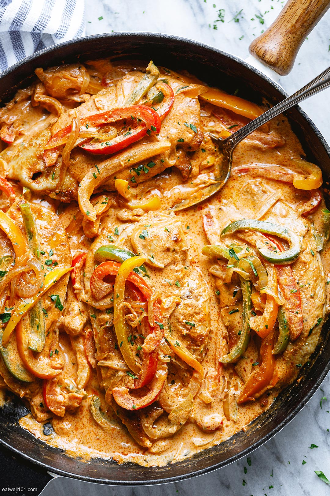 Creamy Chicken Fajita Skillet