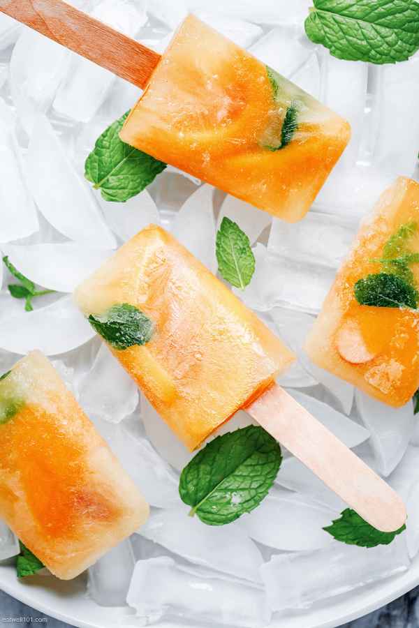 2-Ingredients Peach Popsicles - #recipe by #eatwell101 - https://www.eatwell101.com/peach-popsicles-recipe