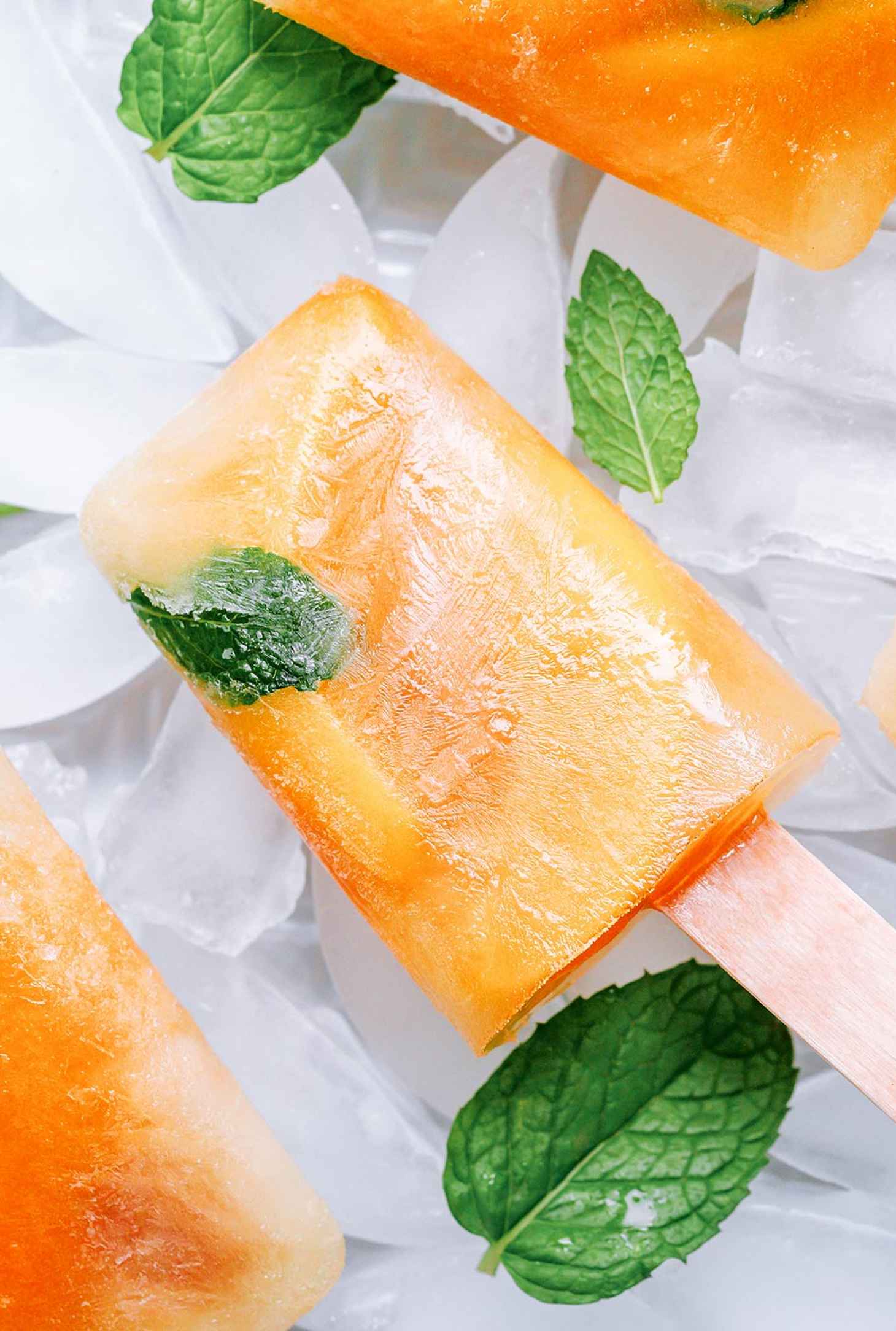 2-Ingredients Peach Popsicles - #recipe by #eatwell101 - https://www.eatwell101.com/peach-popsicles-recipe