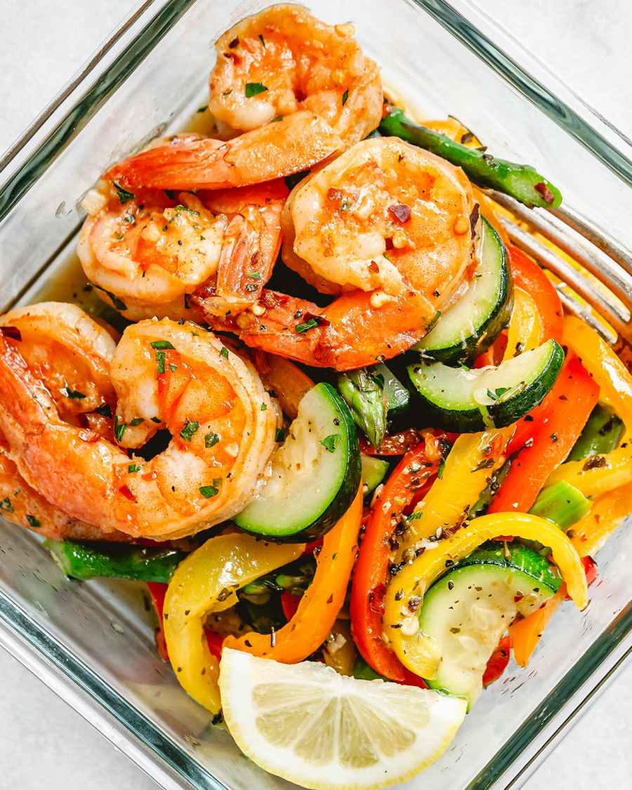 Meal Prep Cajun Shrimp and Veggies - #recipe by #eatwell101 - https://www.eatwell101.com/meal-prep-cajun-shrimp-veggies-recipe