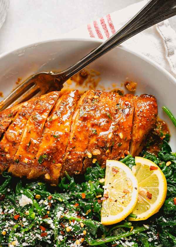 Asado Chicken Breasts with Sautéed Garlic Spinach