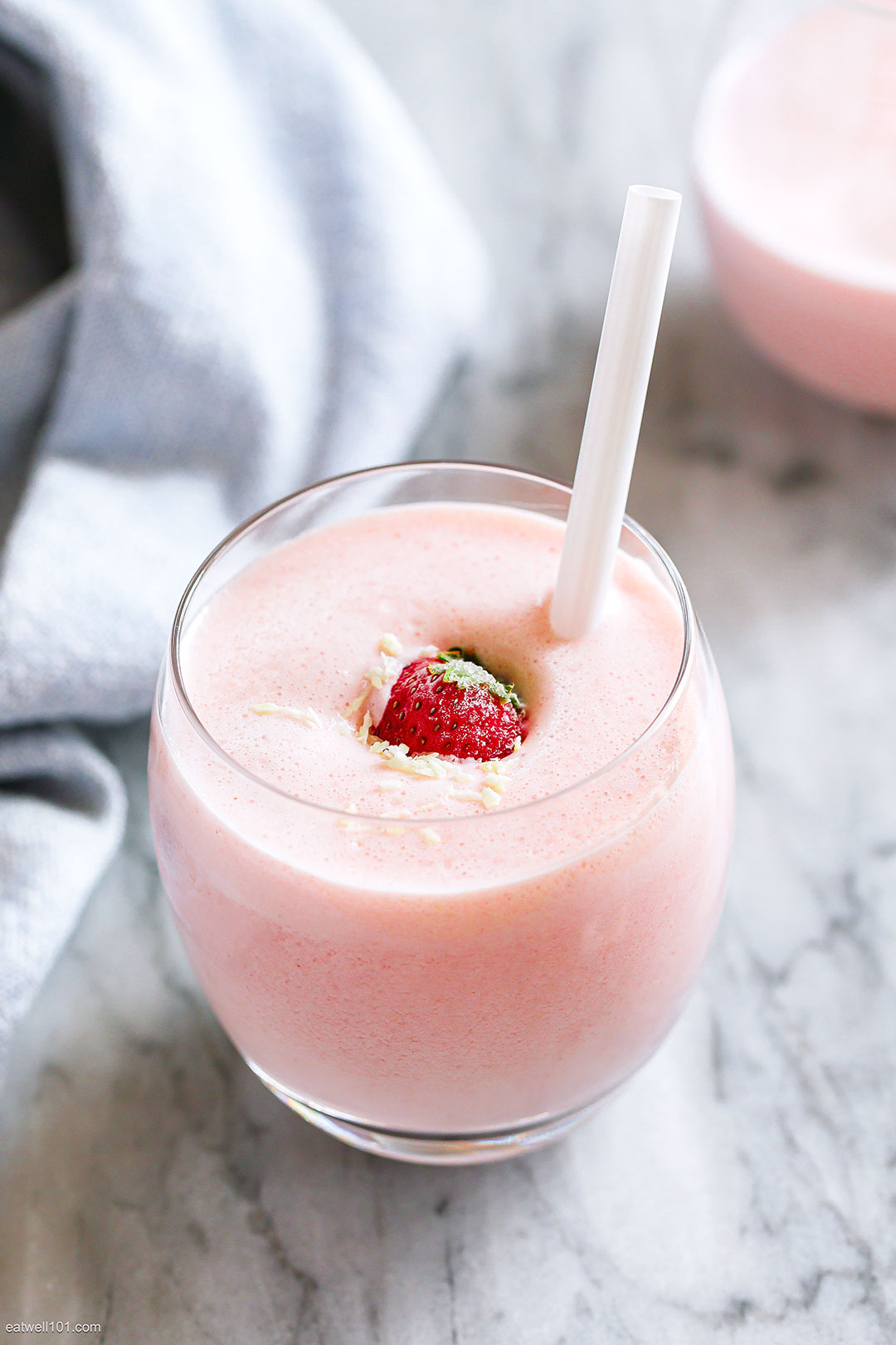 Dairy-Free Strawberry Coconut Smoothie