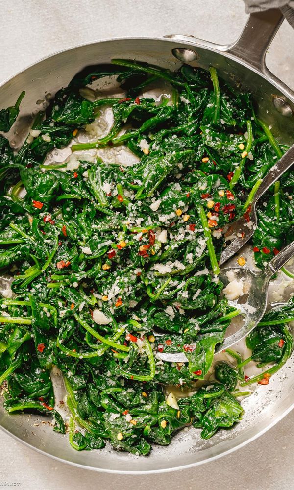 5-Minute Sauteed Lemon Garlic Spinach