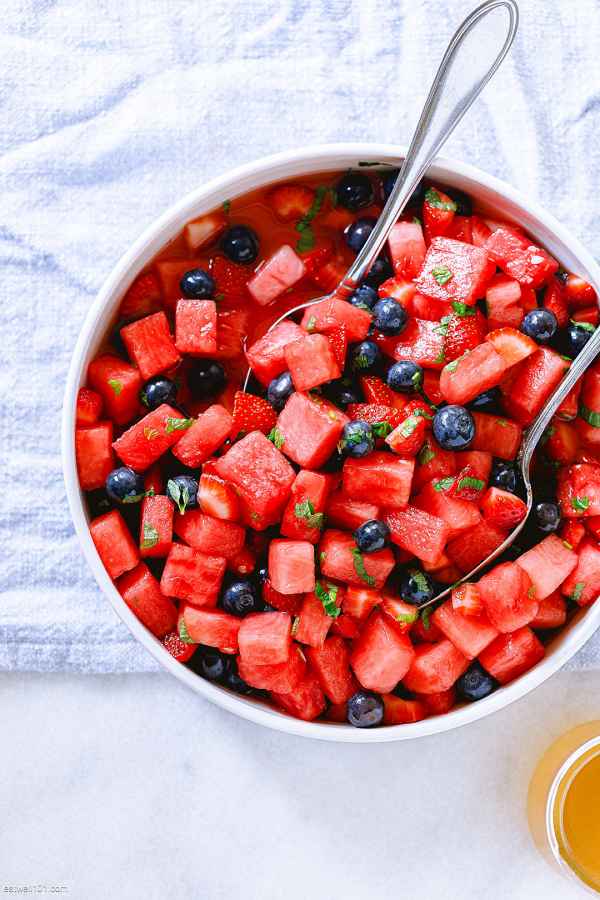 Honey Lime Fruit Salad - #recipe by #eatwell101 - https://www.eatwell101.com/honey-lime-mint-watermelon-salad-recipe