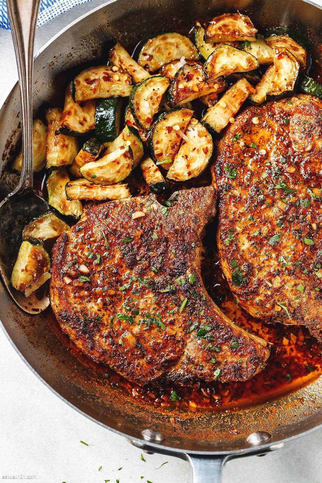 Easy Cajun Pork Chops Recipe with Zucchini – Pork Chops Recipe — Eatwell101