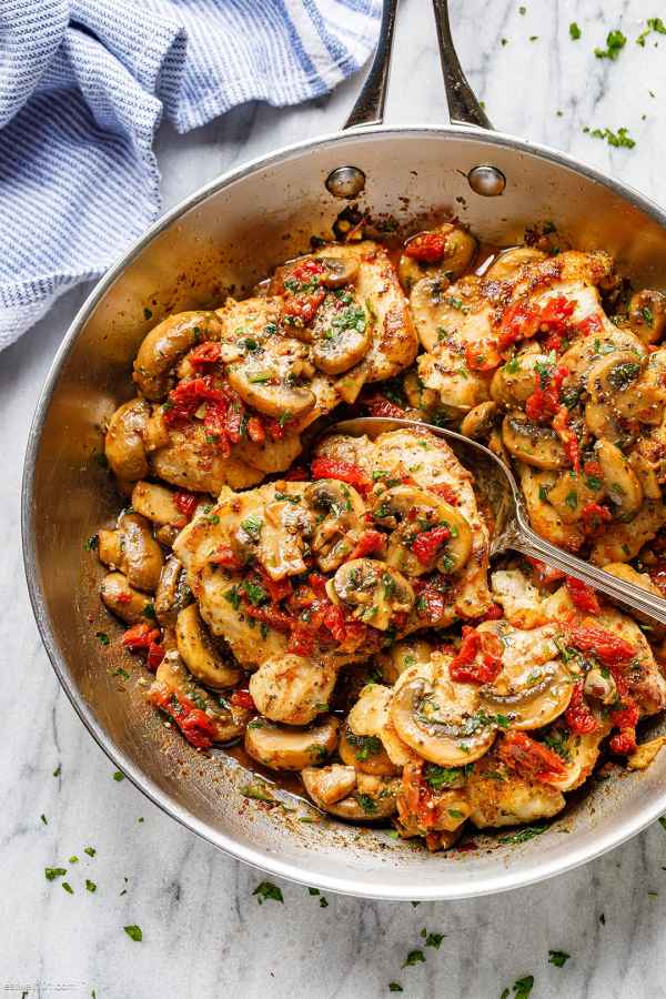Garlic Mushroom Chicken Thighs with Sun-Dried Tomatoes