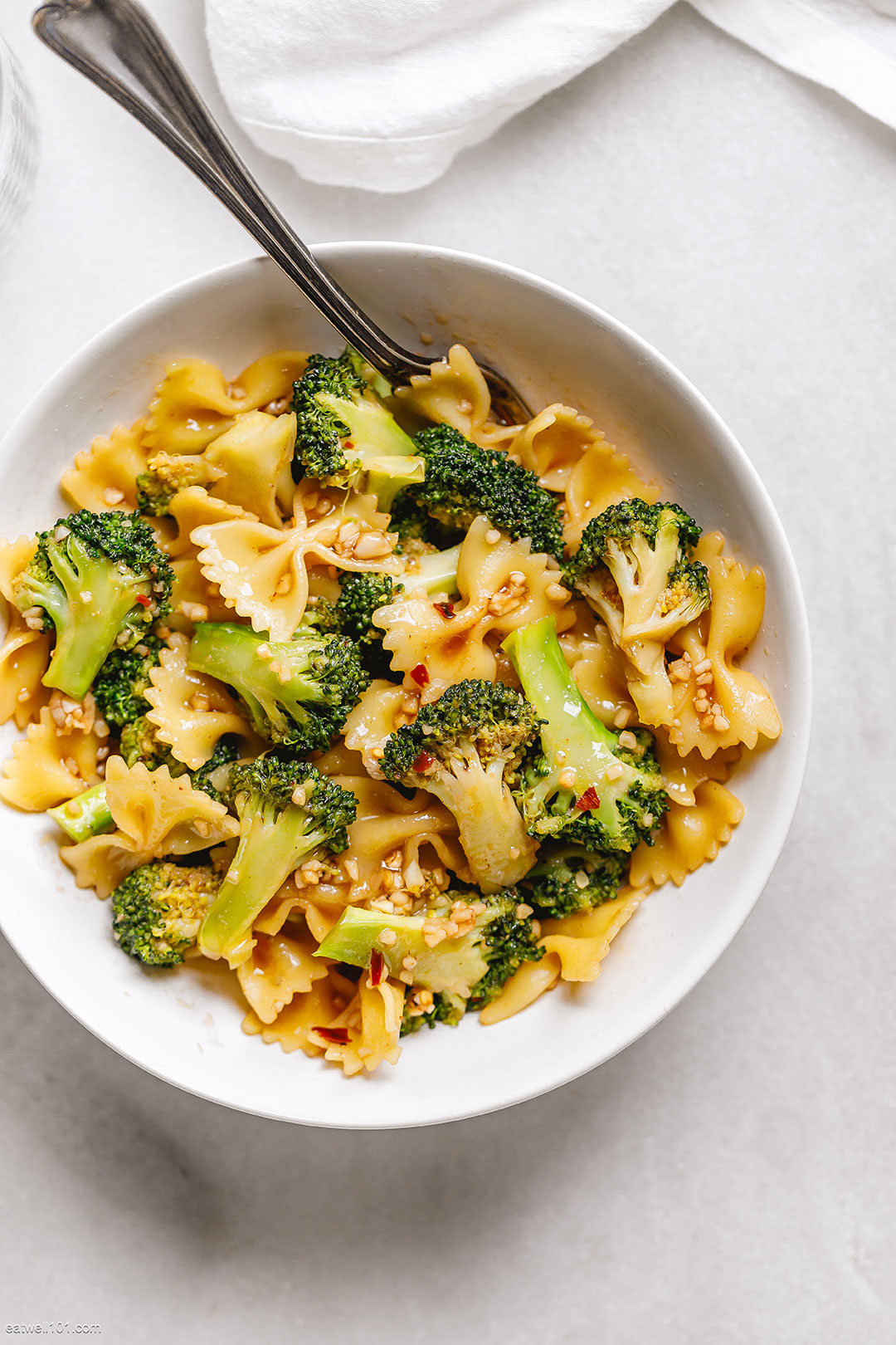 Garlic Broccoli Stir-Fry with Pasta