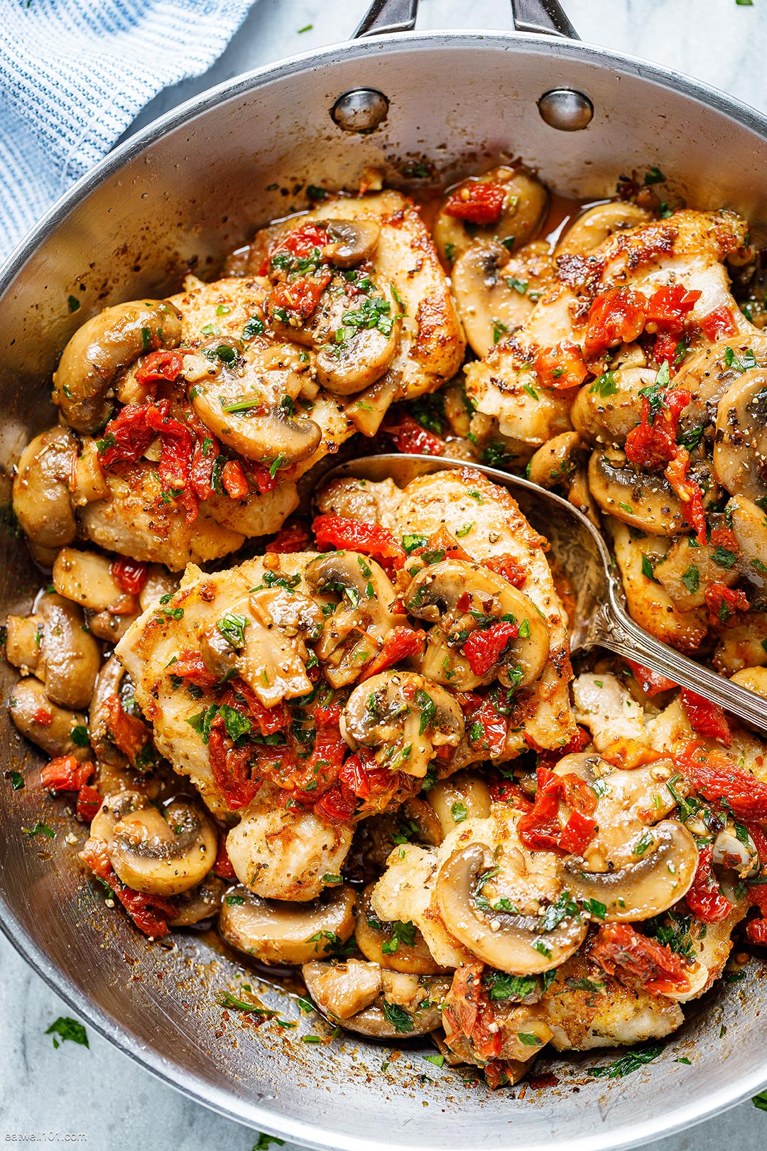Garlic Mushroom Chicken Thighs 3