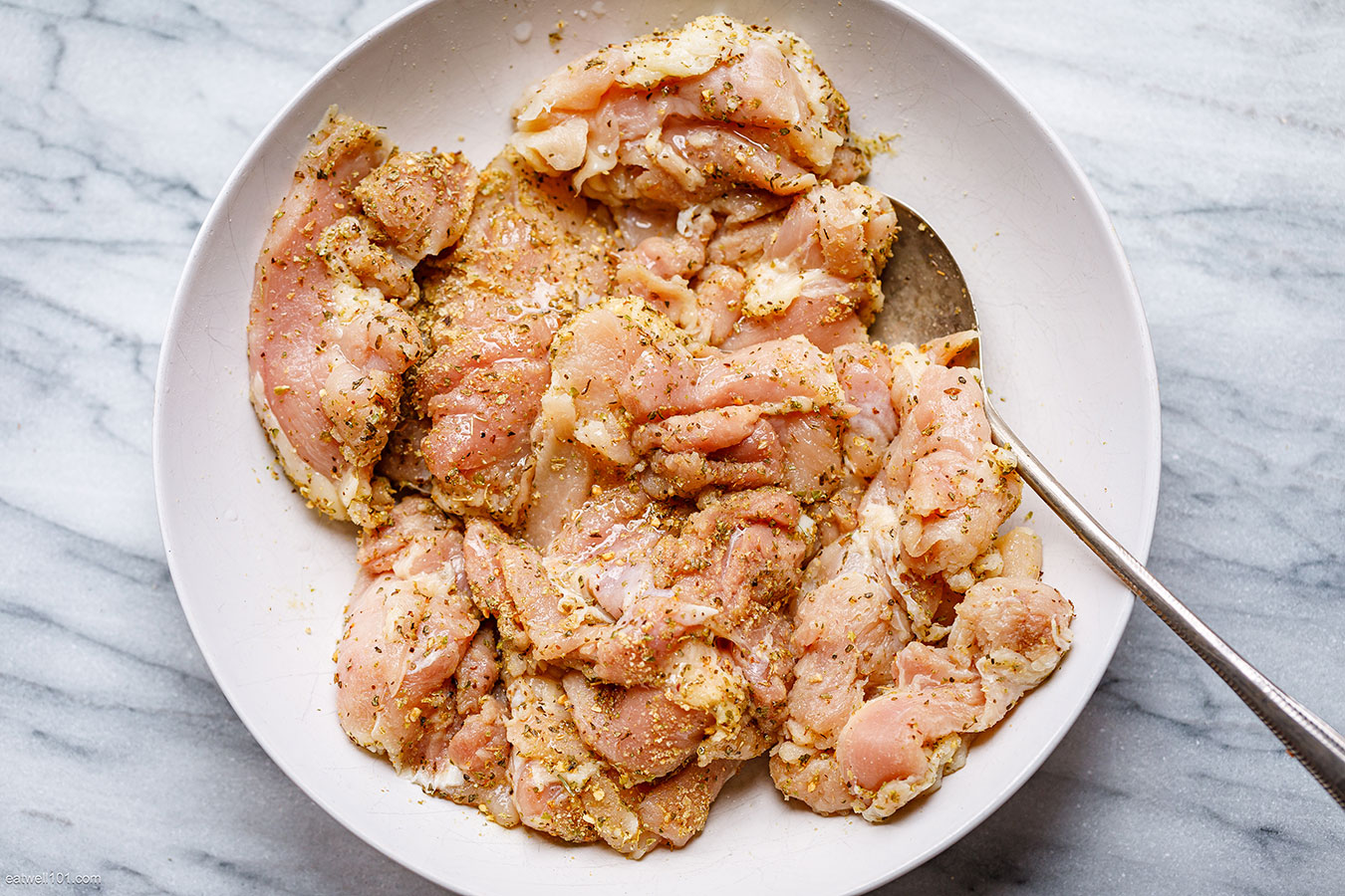 Garlic Mushroom Chicken Thighs Recipe with Sun-Dried Tomatoes – Chicken