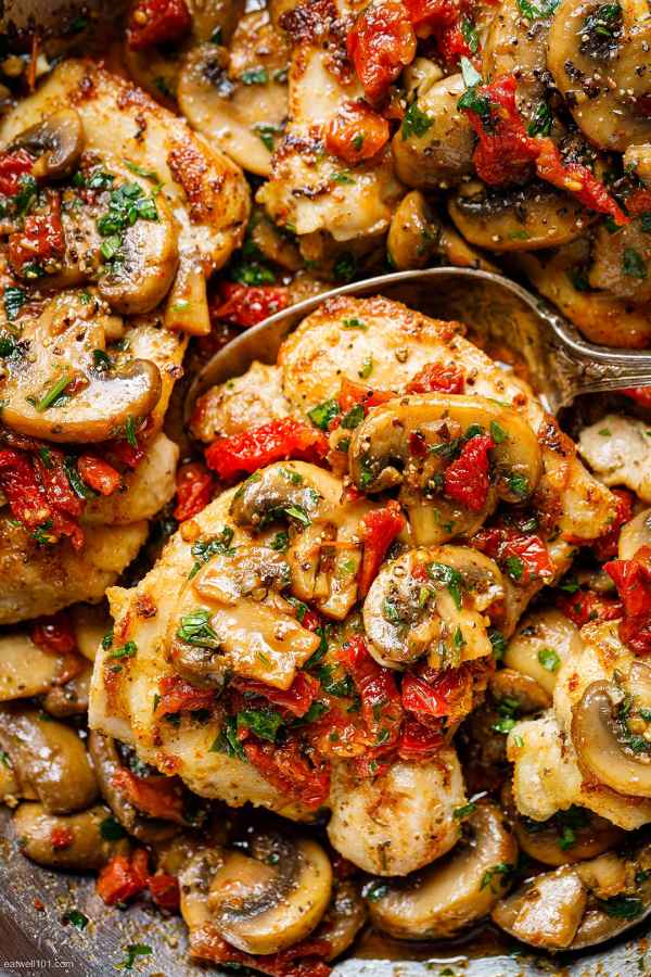 Garlic Mushroom Chicken Thighs with Sun-Dried Tomatoes