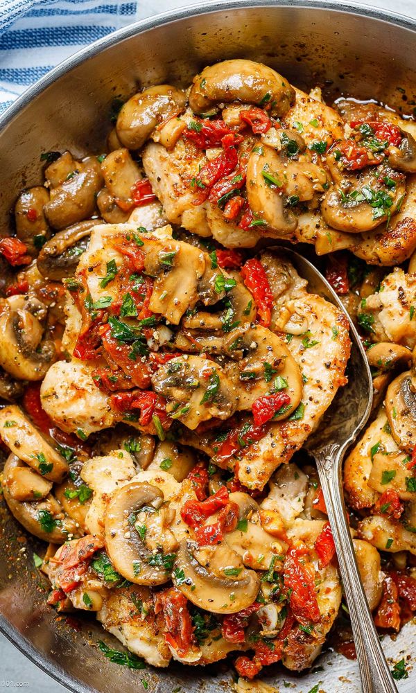 Garlic Mushroom Chicken Thighs with Sun-Dried Tomatoes
