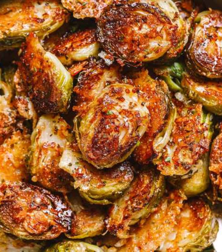 Garlic Parmesan Roasted Brussels Sprouts