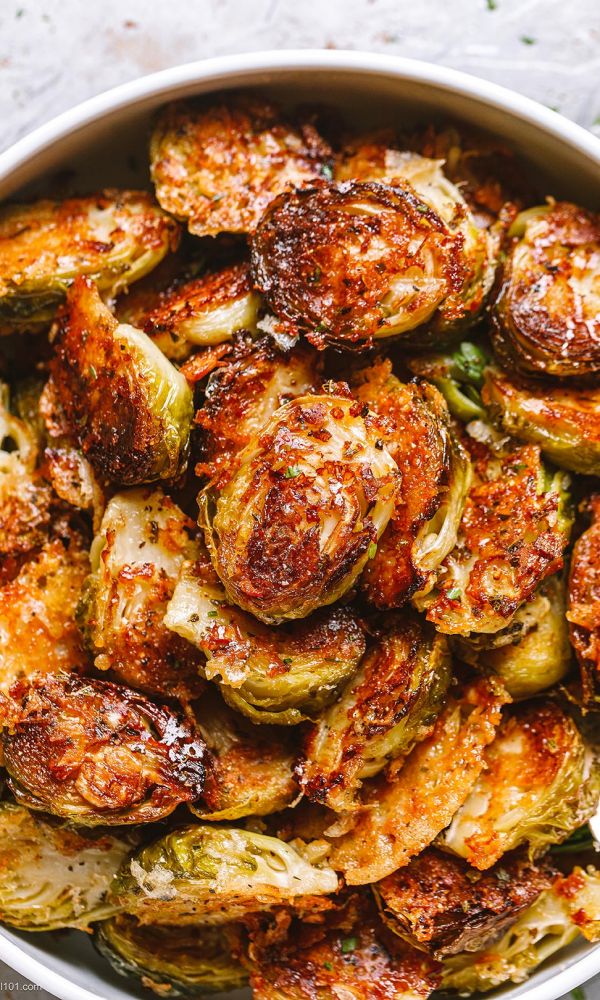 Garlic Parmesan Roasted Brussels Sprouts