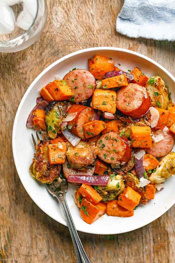 Sheet-Pan Sausage and Fall Veggies