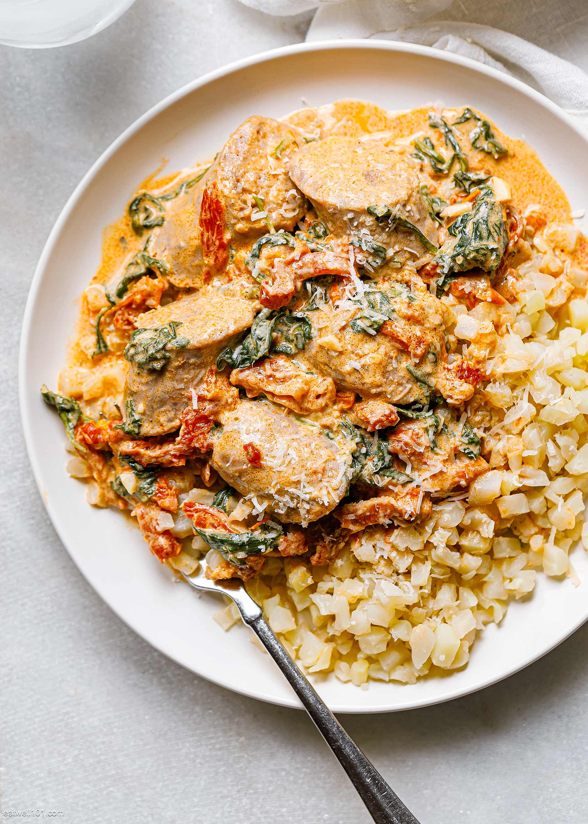 CrockPot Tuscan Sausage With Spinach and Sun-Dried Tomatoes 2