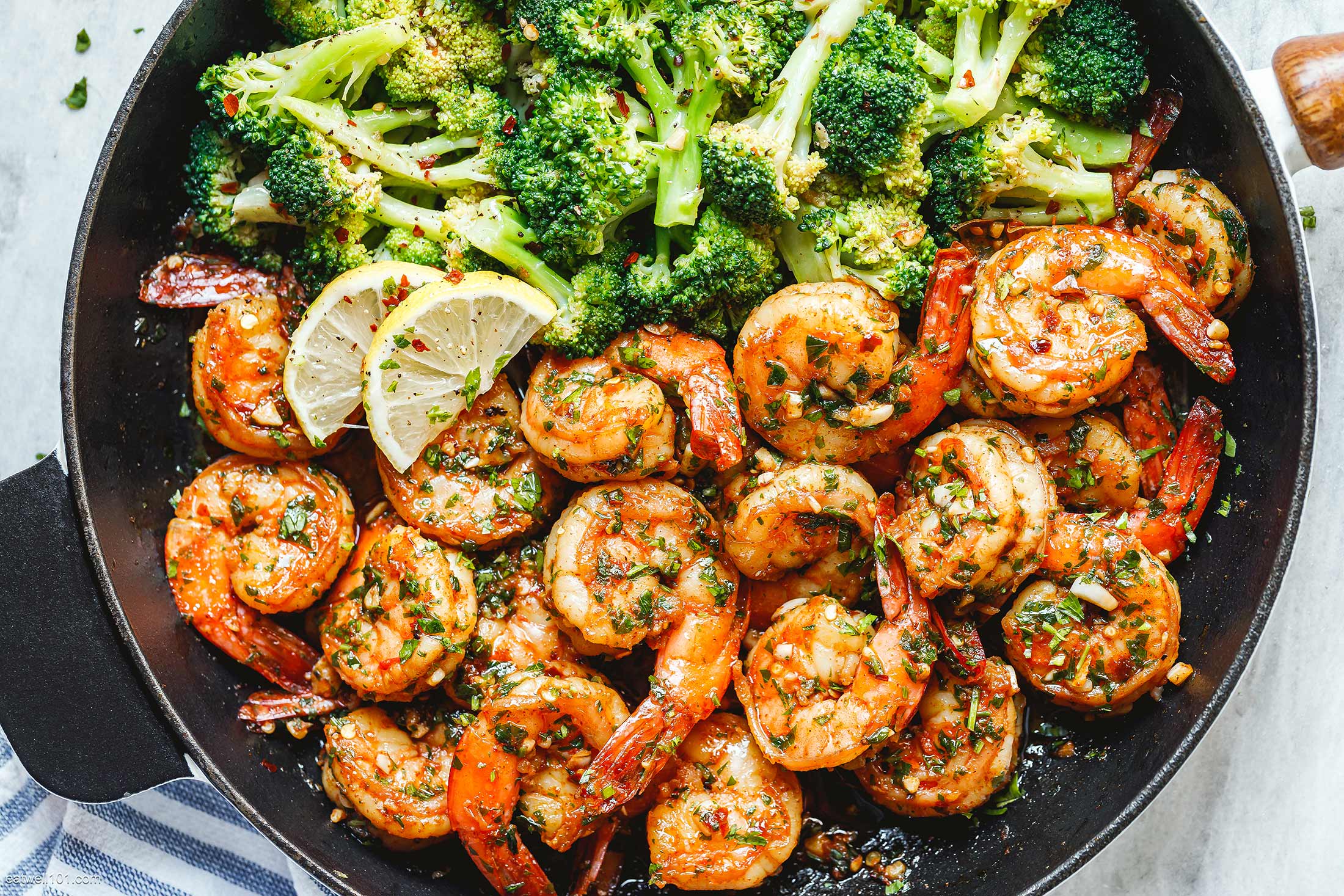 Garlic Butter Shrimp and Broccoli Skillet