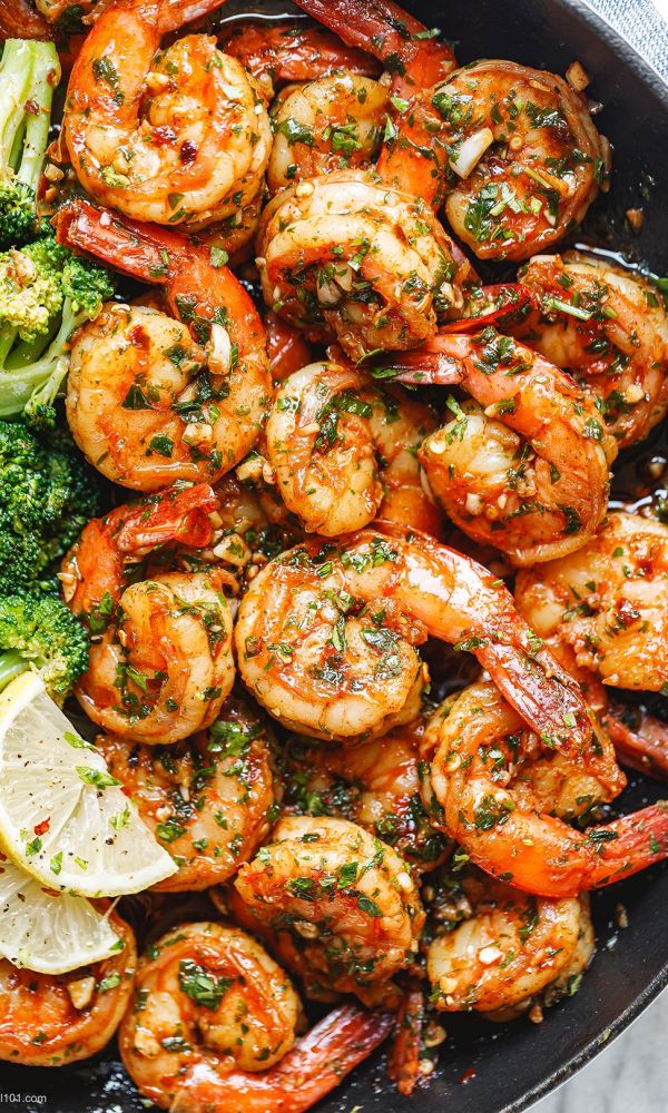 Garlic Butter Shrimp and Broccoli Skillet