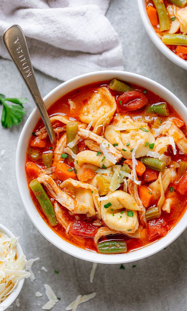 Chicken Tortellini Soup with Vegetables