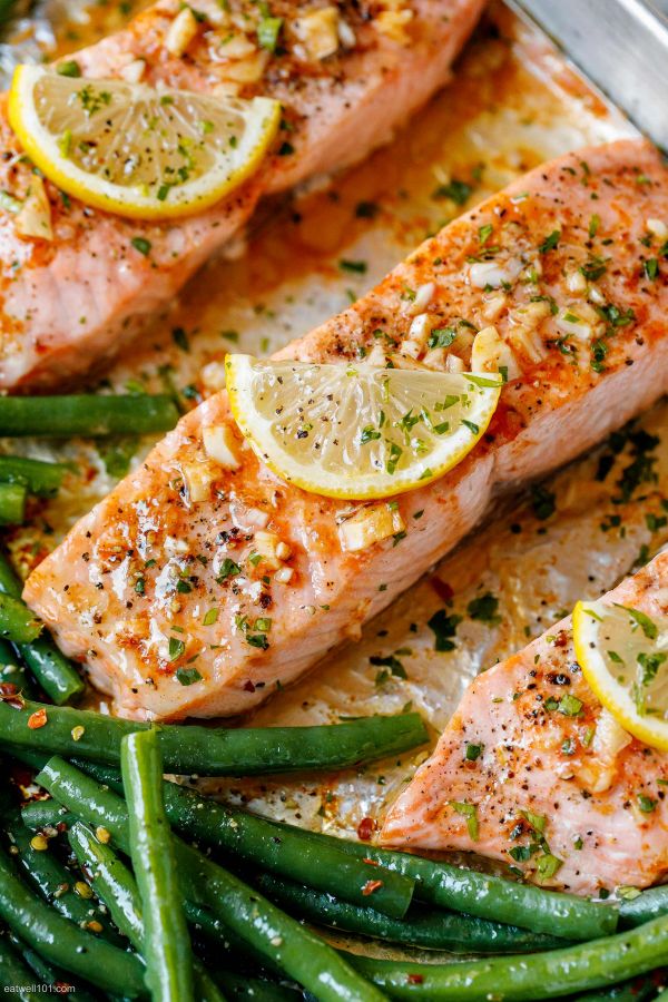 Garlic Butter Baked Salmon - #recipe by #eatwell101 - https://www.eatwell101.com/garlic-butter-baked-salmon-recipe