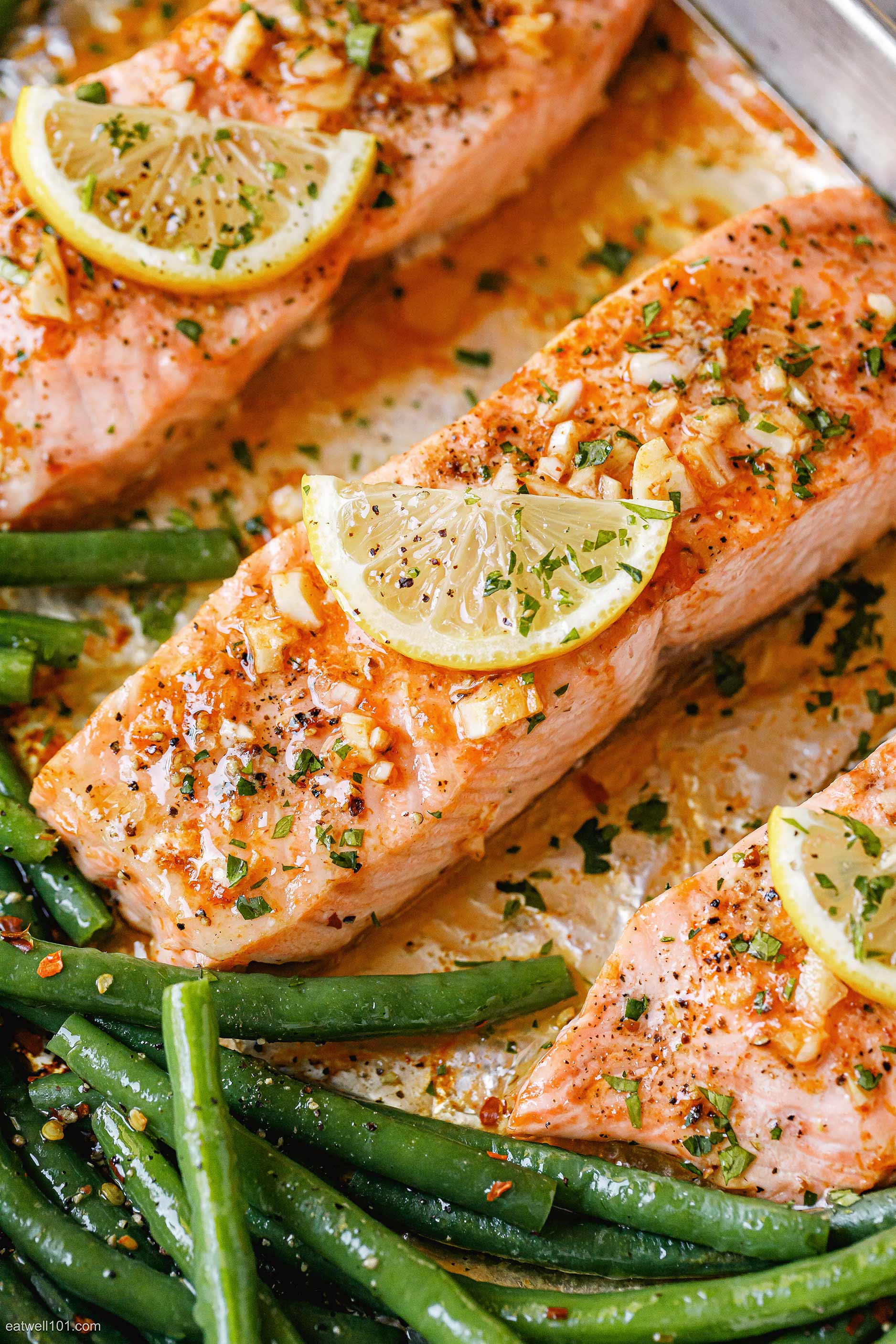 Garlic Butter Baked Salmon Recipe with Green Beans – How to Bake Salmon ...