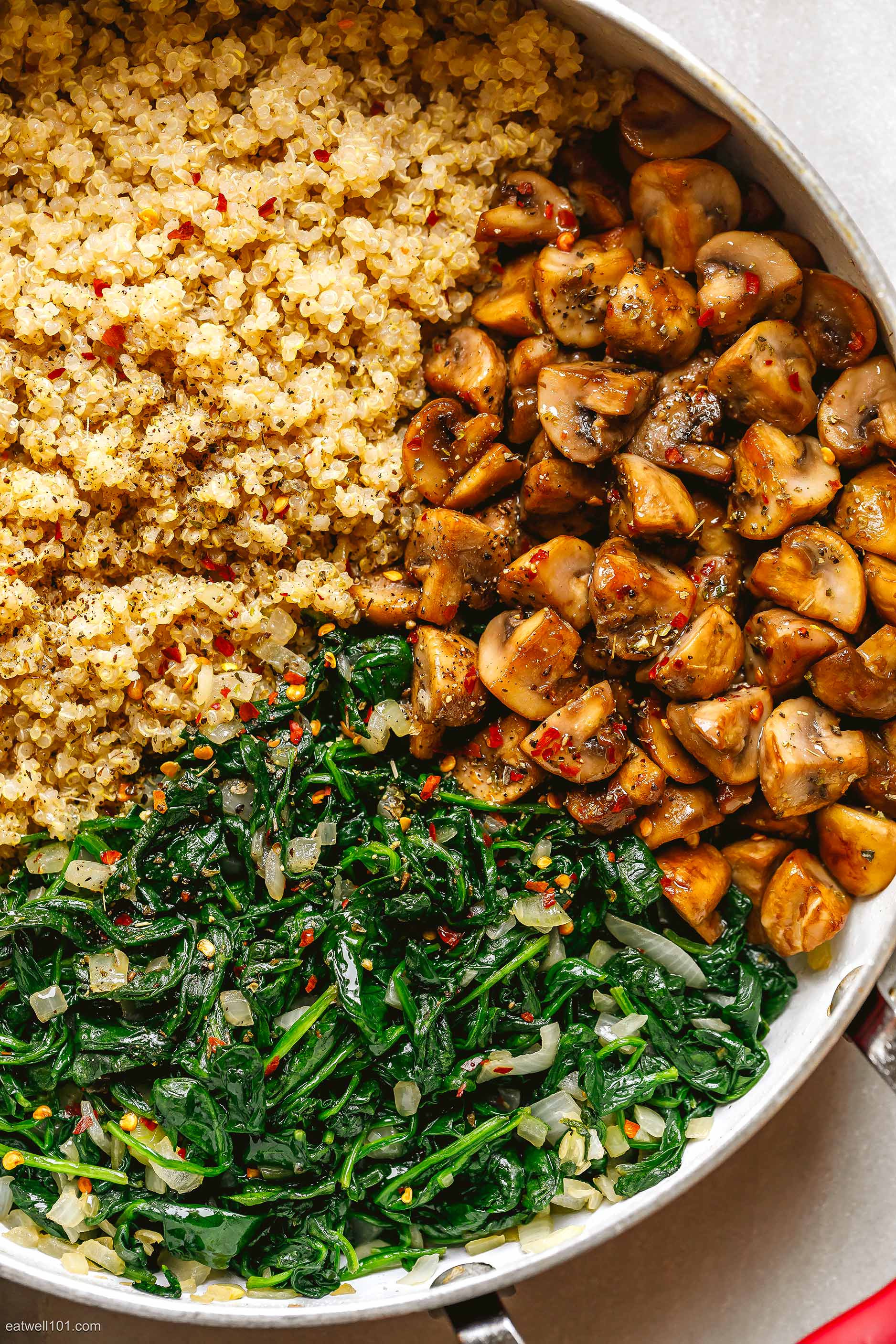 Spinach Mushroom Quinoa Skillet