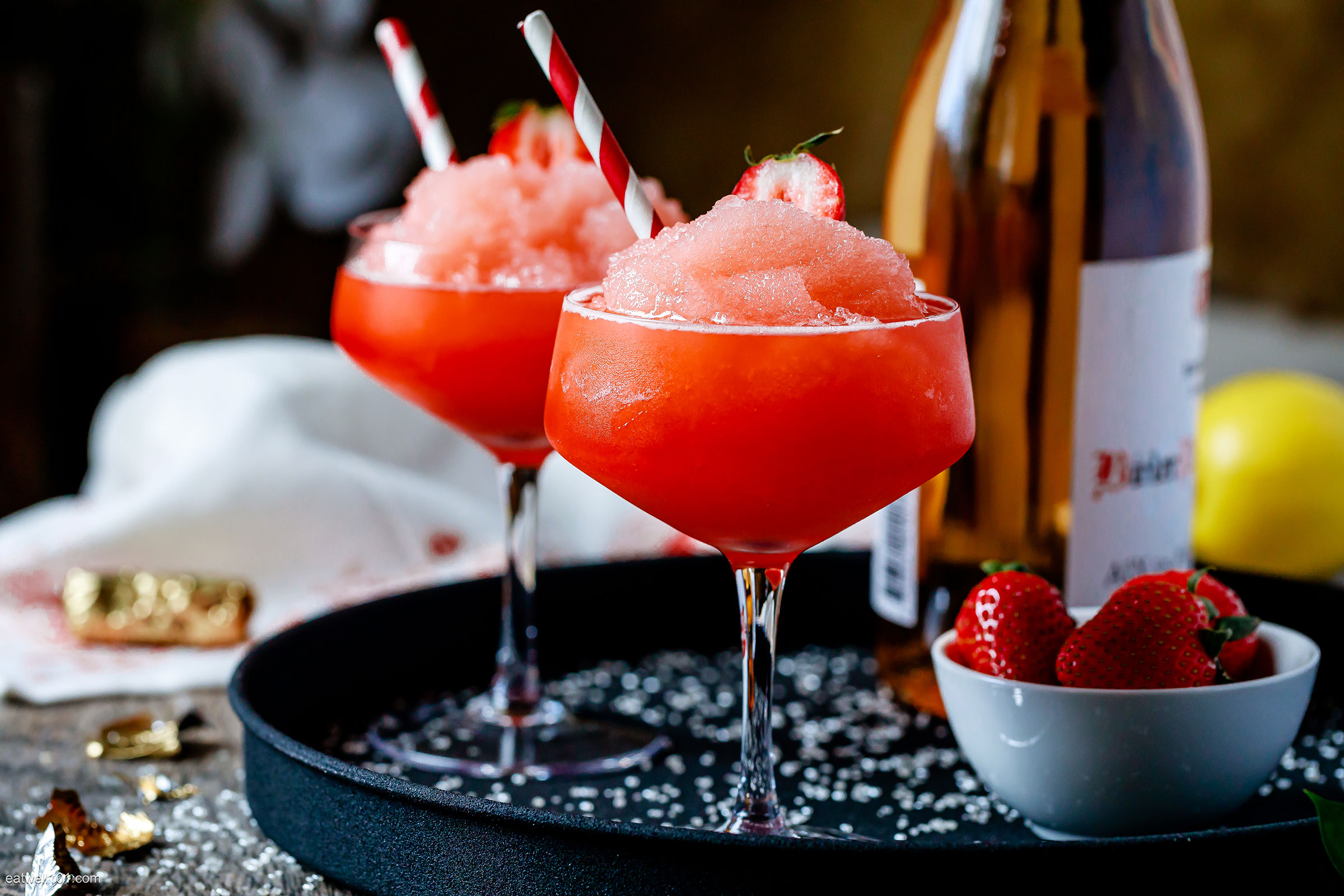 Strawberry Frosé {Frozen Rosé}