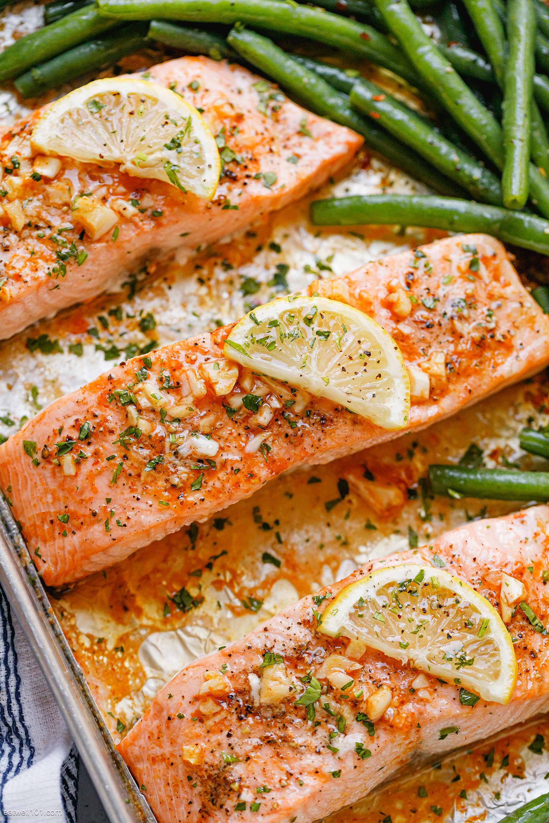 Garlic Butter Baked Salmon Recipe with Green Beans – How to Bake Salmon ...