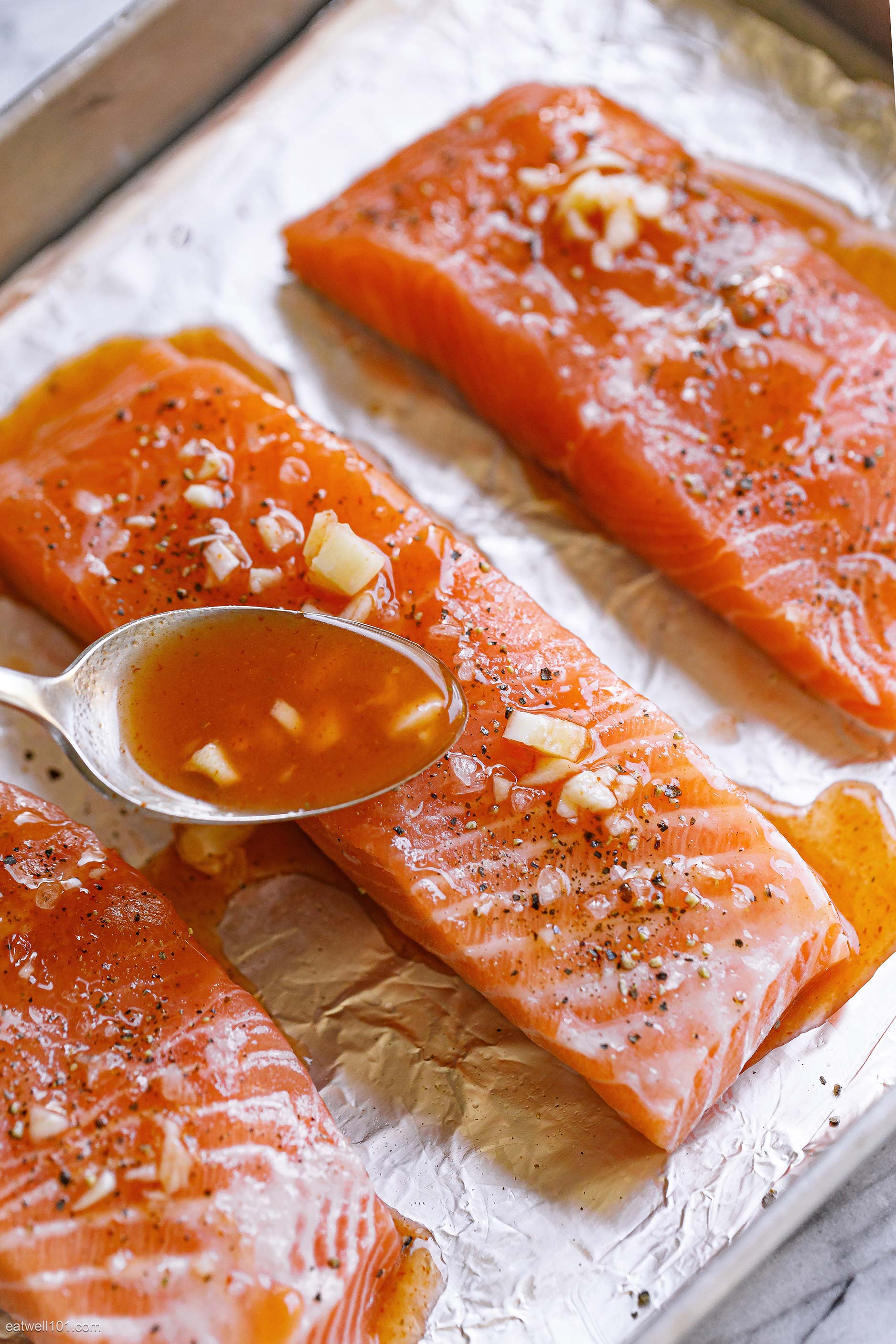 Garlic Butter Baked Salmon Recipe with Green Beans How to Bake Salmon