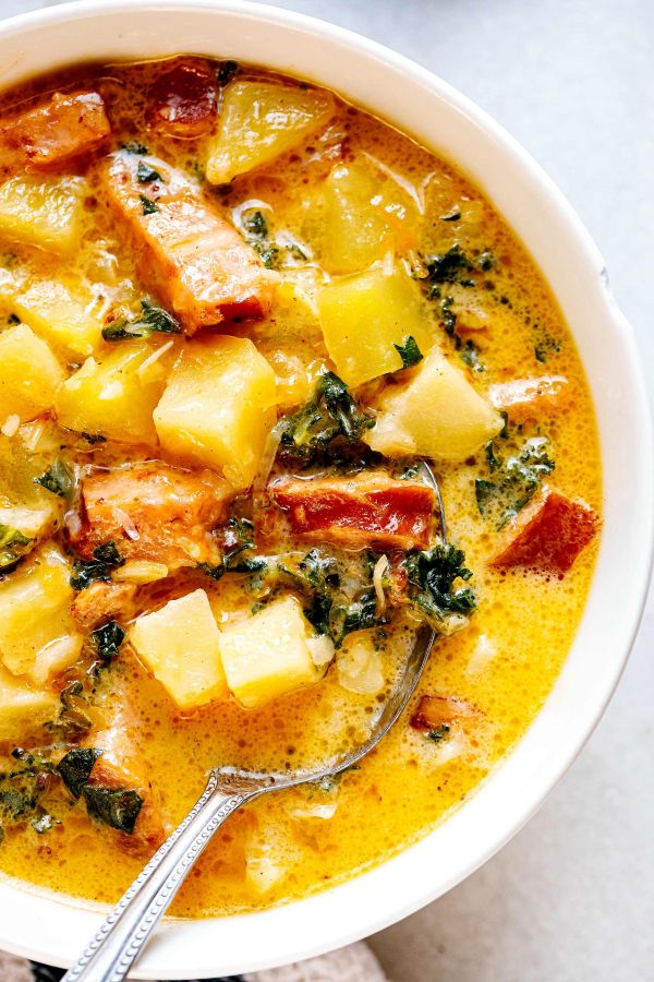 Instant Pot Creamy Sausage Soup with Kale and Potato