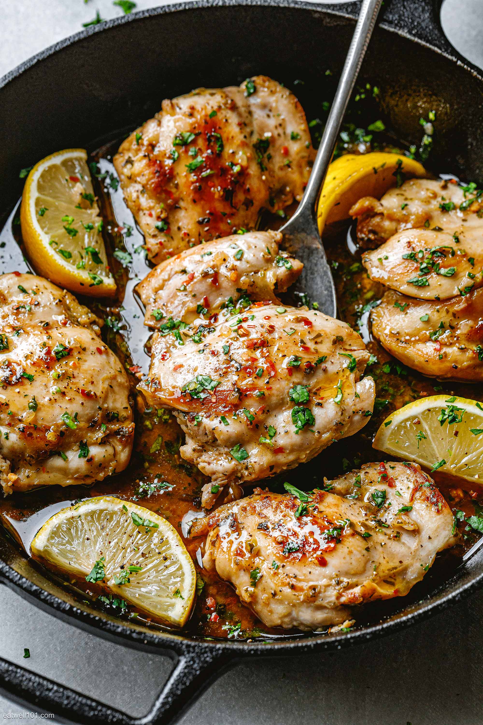 Lemon Garlic Baked Chicken Thighs Recipe – Baked Boneless Skinless Chicken Thighs Recipe