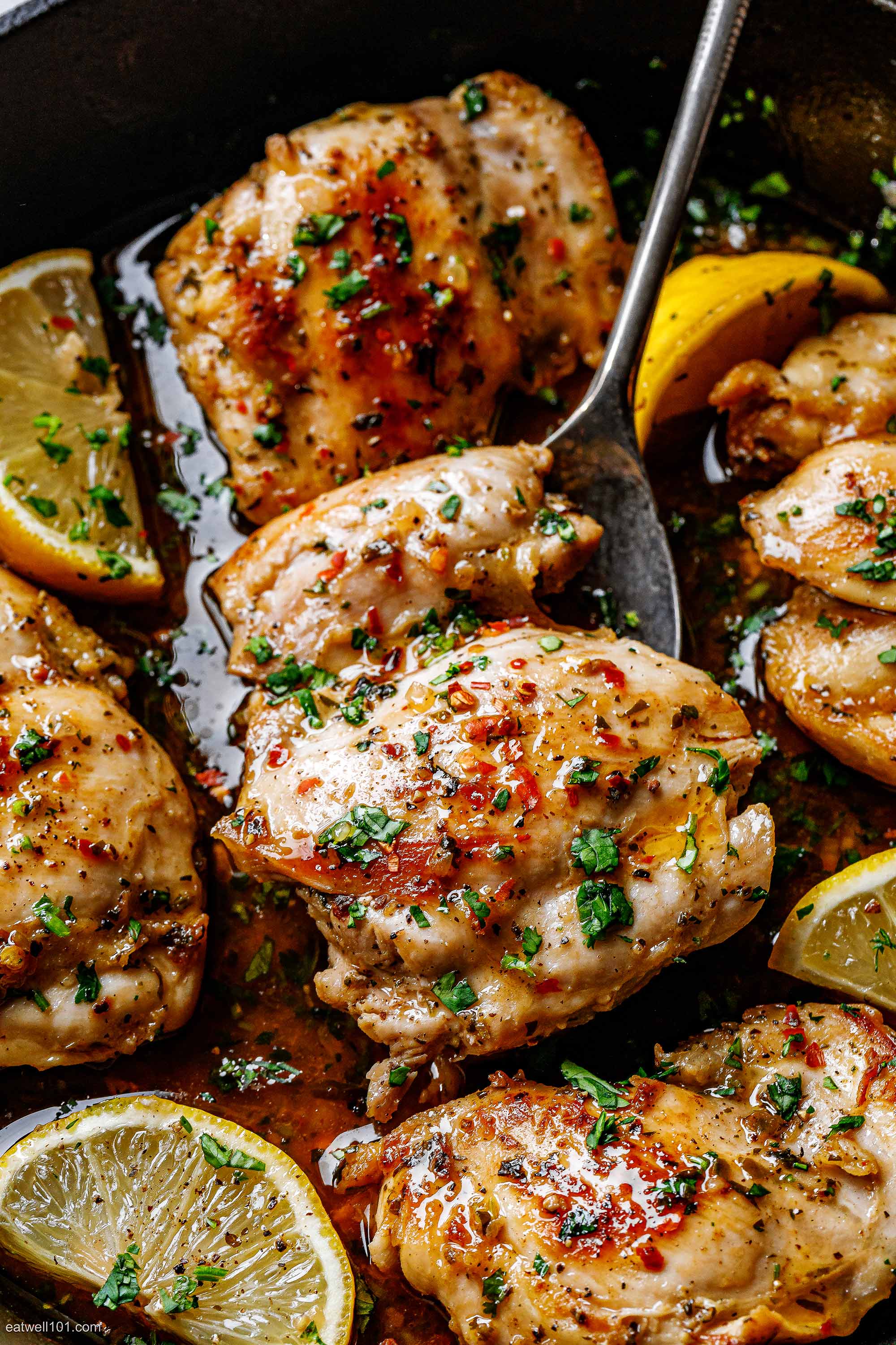 Lemon Garlic Baked Chicken Thighs Recipe – Baked Boneless Skinless