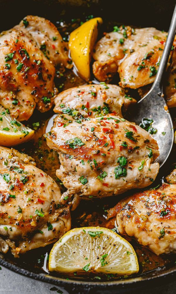 Lemon Garlic Baked Chicken Thighs