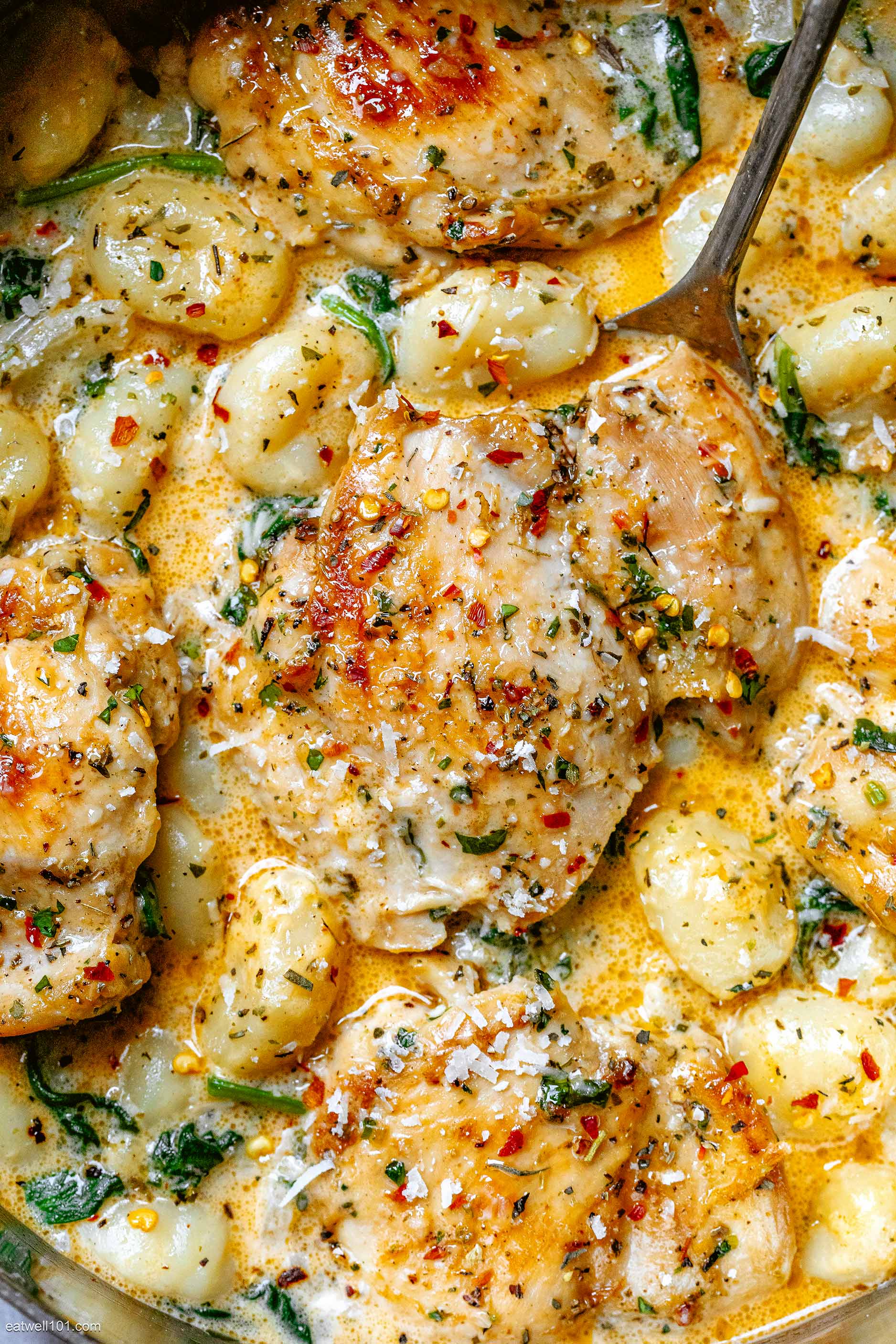 Creamy Garlic Spinach Chicken Thighs Recipe with Gnocchi – Chicken and ...