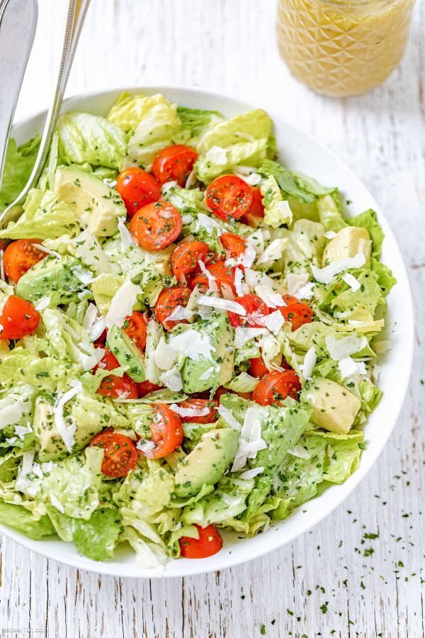 Healthy Tomato Avocado Salad