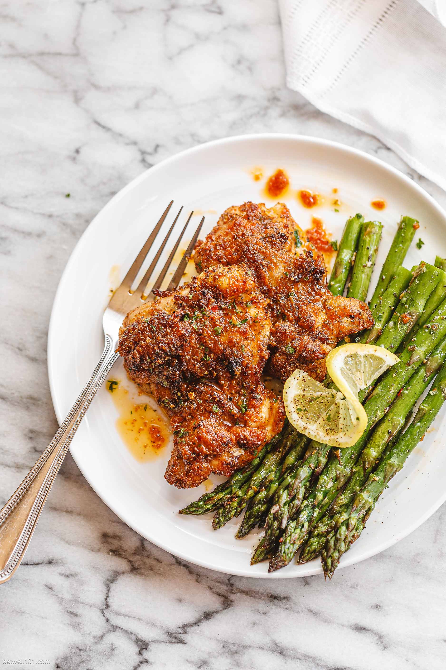 Air-Fryer Chicken Thighs and Asparagus 1