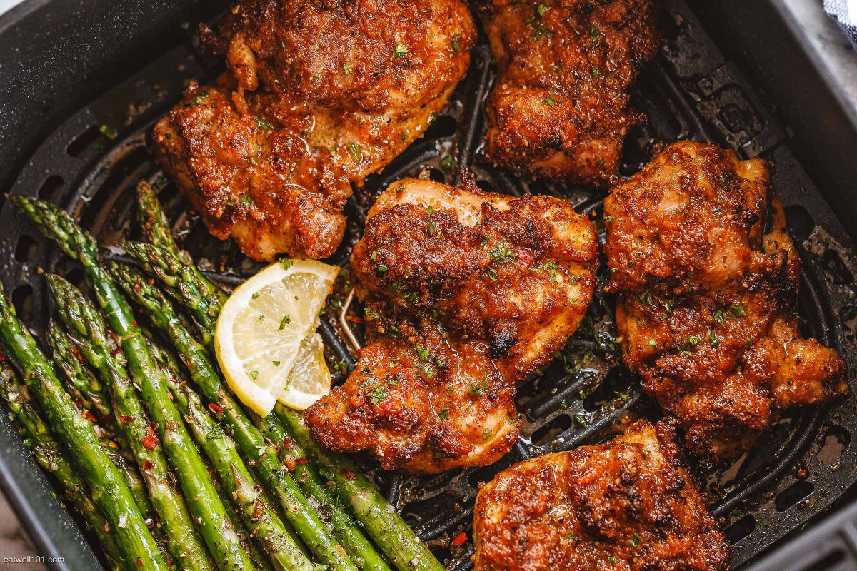 Air-Fryer Chicken Thighs and Asparagus